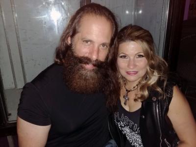 John Petrucci med begåvad, Fru Rena Sands