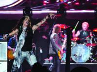 Aerosmith / Slash featuring Myles Kennedy and The Conspirators