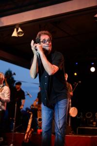  HUEY LEWIS AND THE NEWS