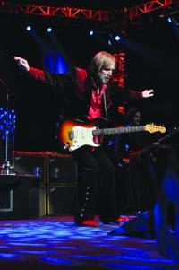 Tom Petty & The Heartbreakers • Buddy Guy