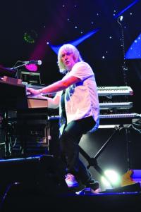 "2013 YESTIVAL" – YES